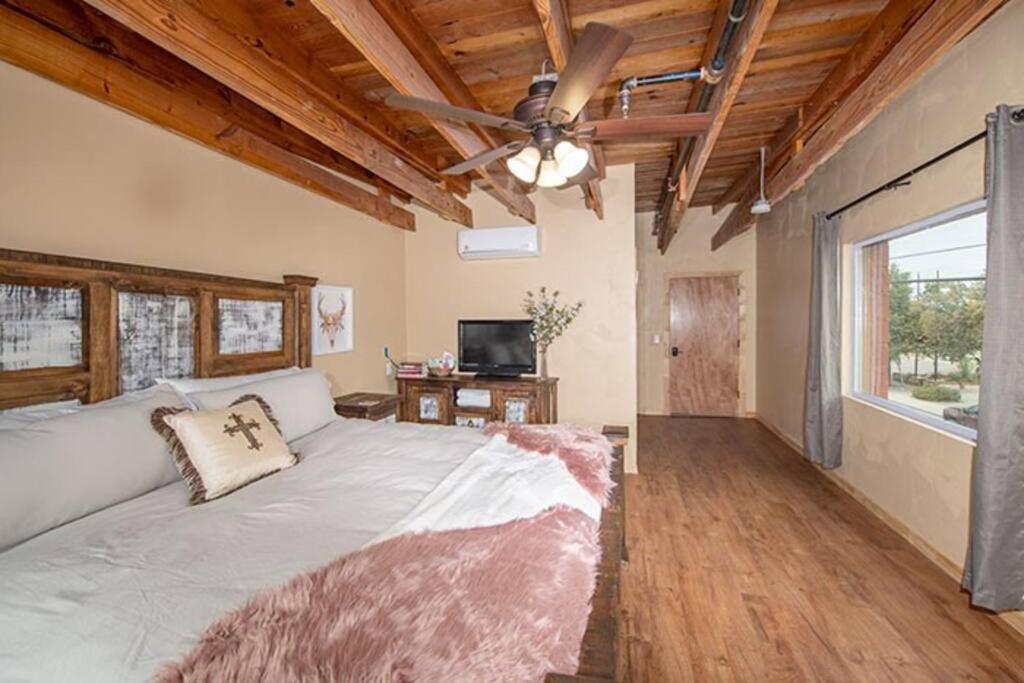 Alpine City Place Bagian luar foto