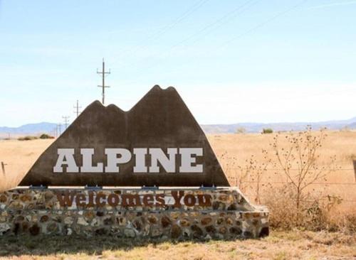 Alpine City Place Bagian luar foto